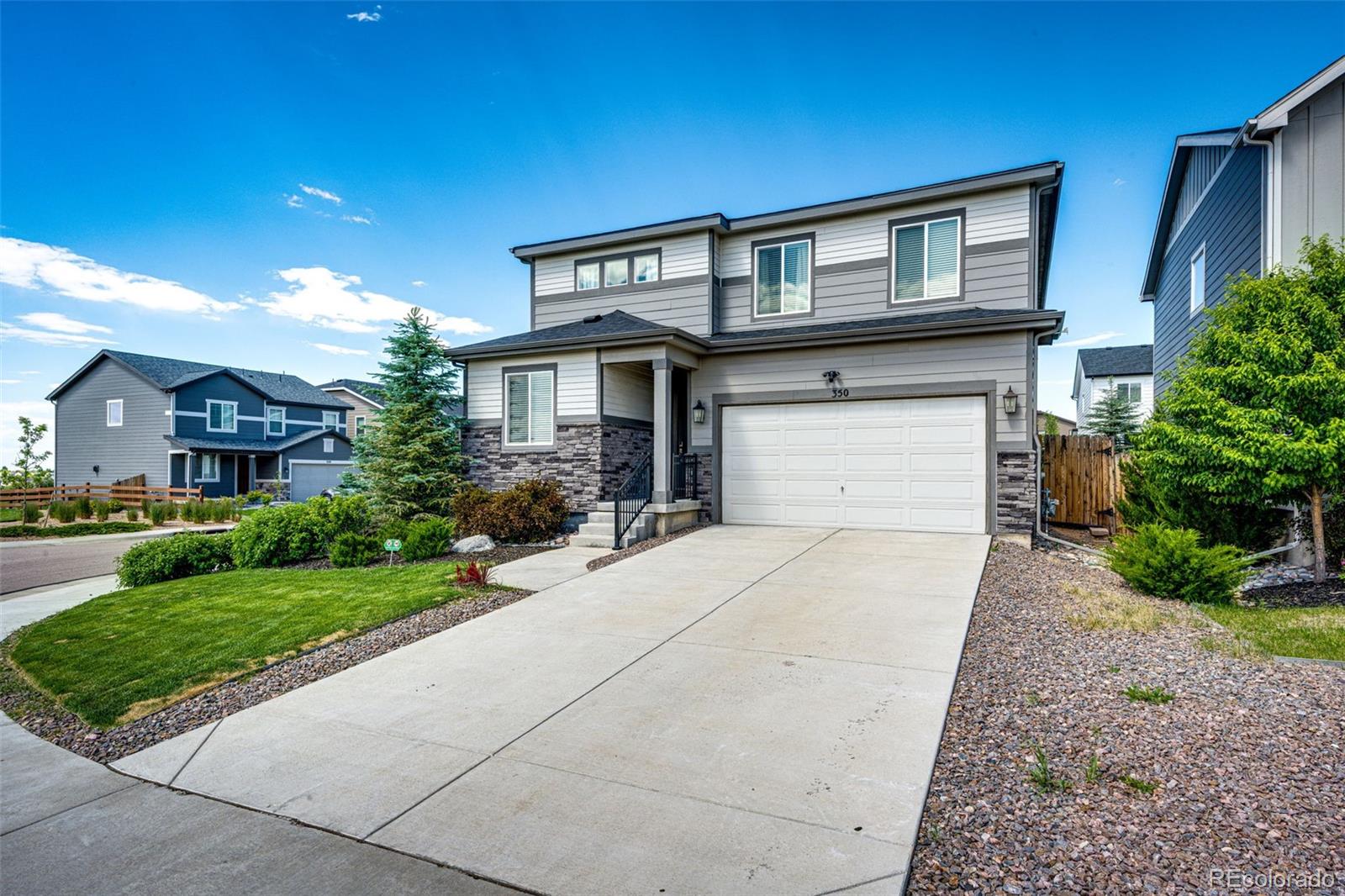 350 Vista Cliff Circle