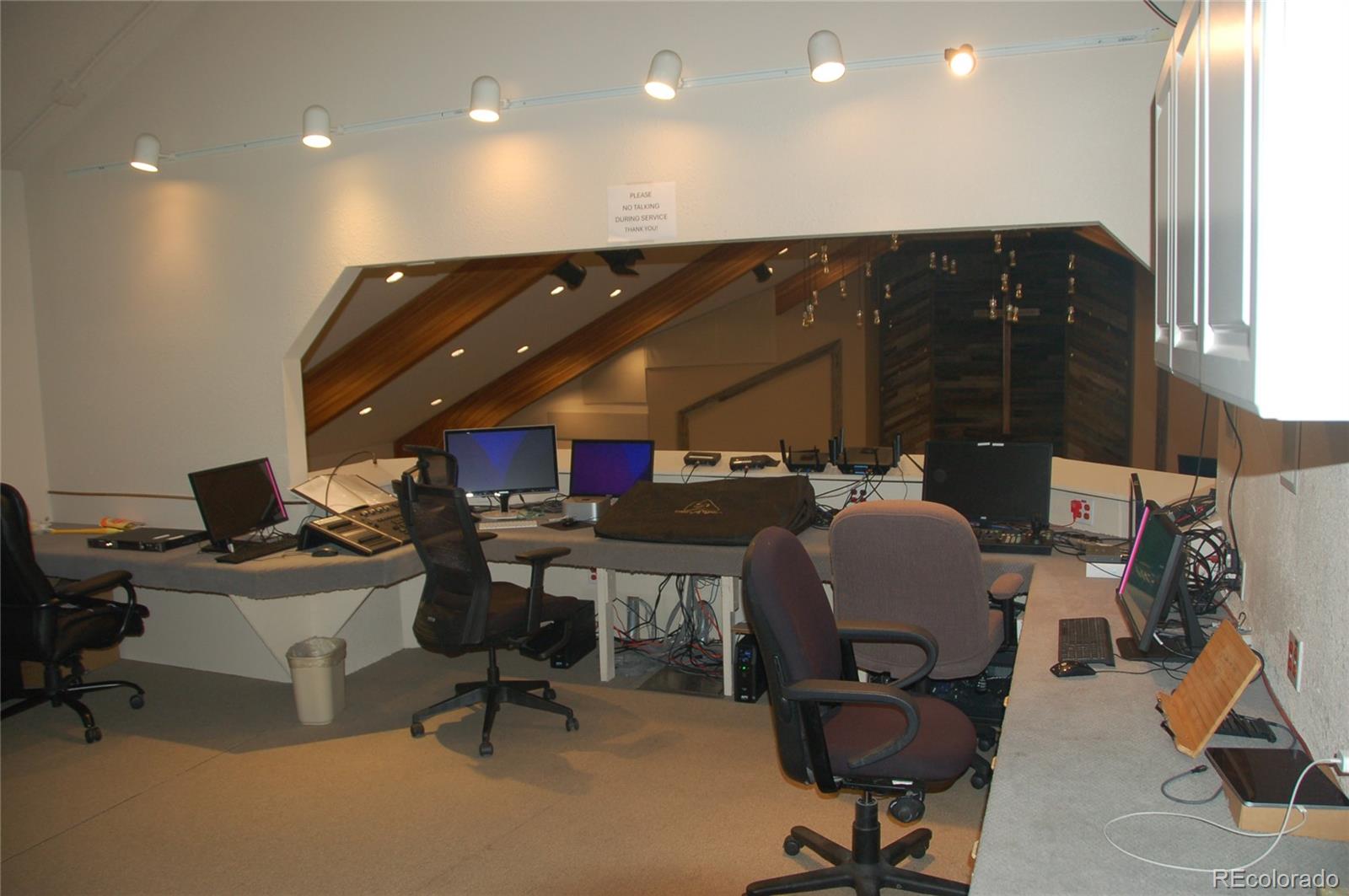 7462 S Everett Street