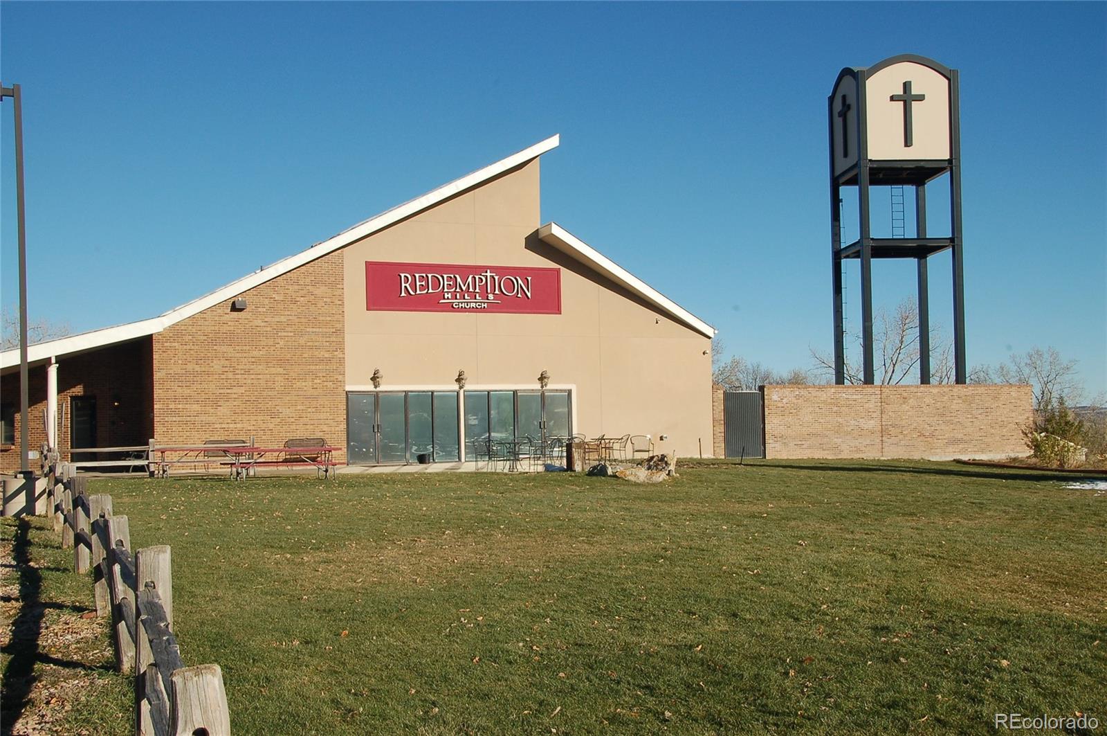 7462 S Everett Street