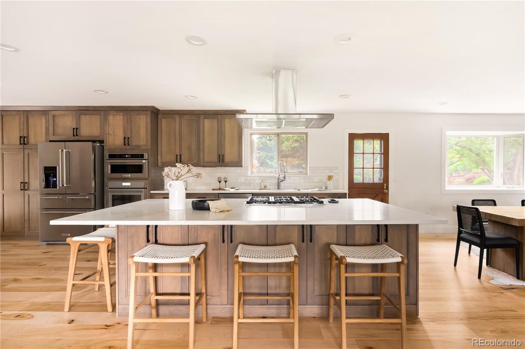 Photo of 6928 S Columbine Way, Centennial, CO 80122 (MLS # 5728829)