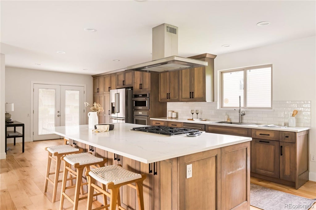 Photo of 6928 S Columbine Way, Centennial, CO 80122 (MLS # 5728829)
