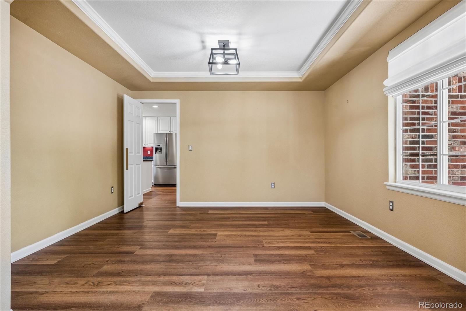 5175 Buena Vista Boulevard
