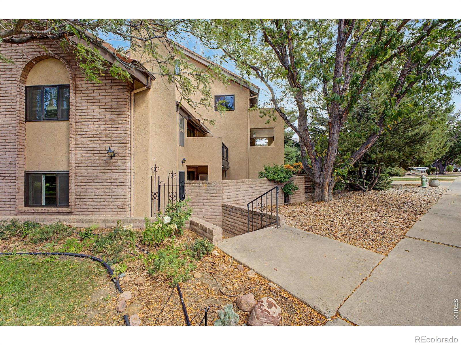 4475 Laguna Place 115