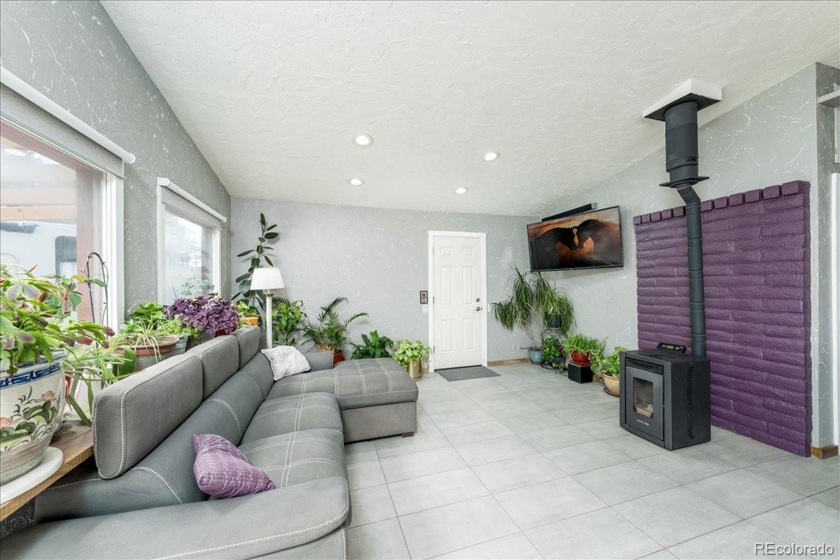 3404 Green Mountain Drive, Livermore, CO, 80536 2 3404 Green Mountain Drive
