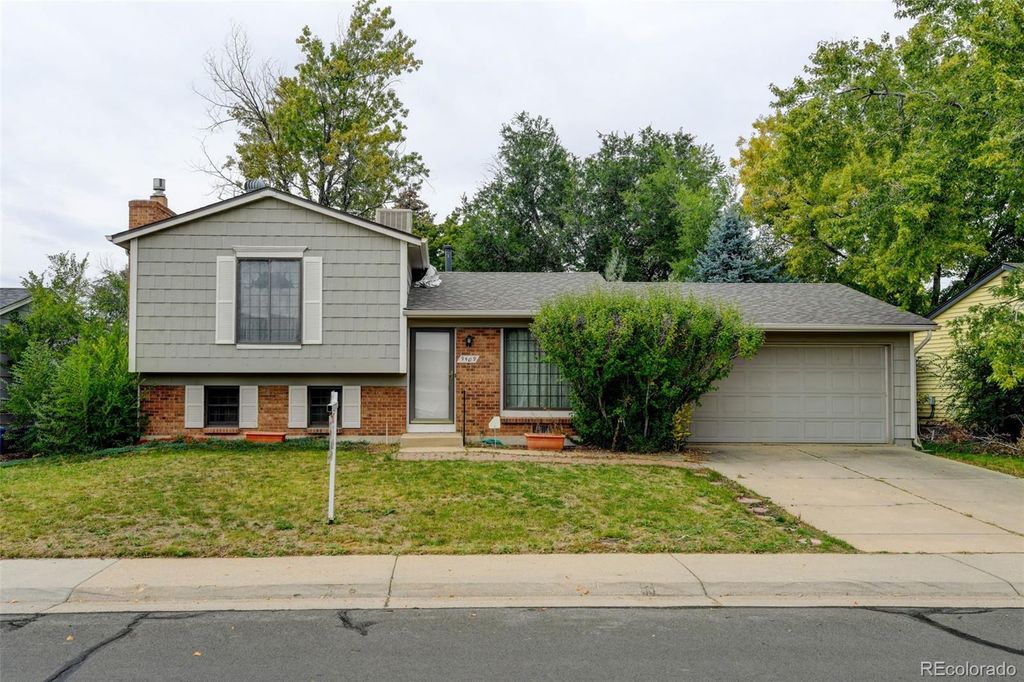 Photo of 9409 Brentwood Street, Broomfield, CO 80021 (MLS # 4549225)