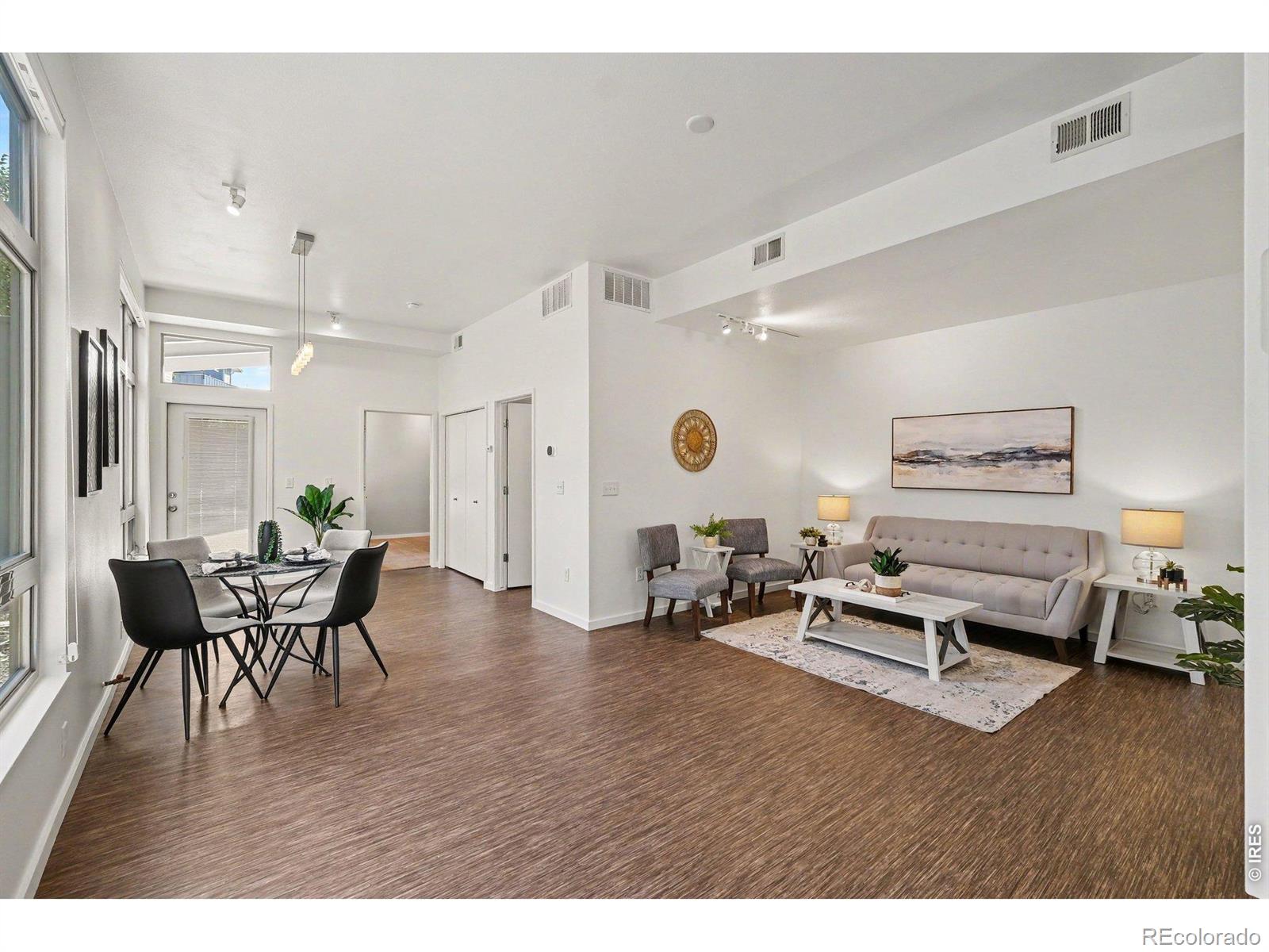 802 Blondel Street 103