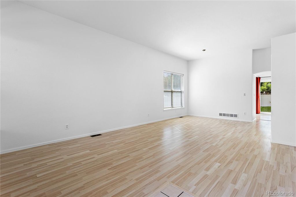 Photo of 13815 W Amherst Way, Lakewood, CO 80228 (MLS # 5420708)