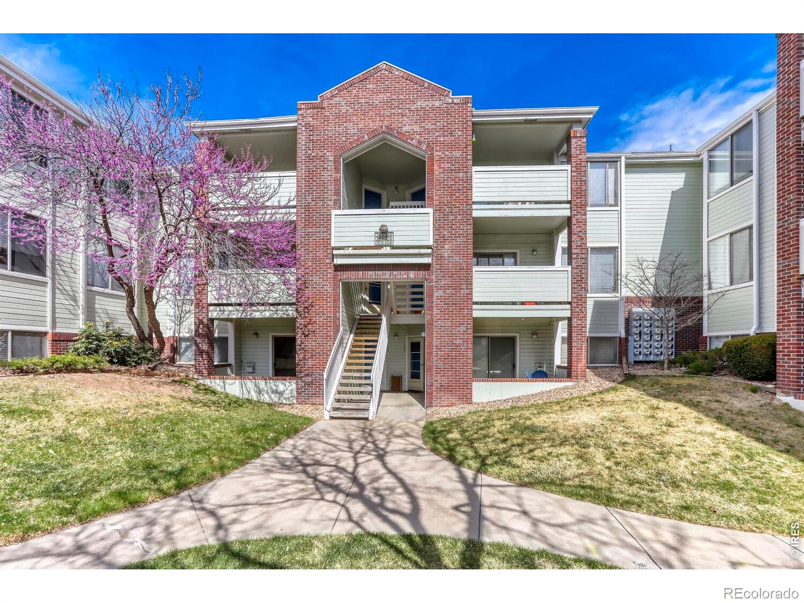 33 S Boulder Circle 303