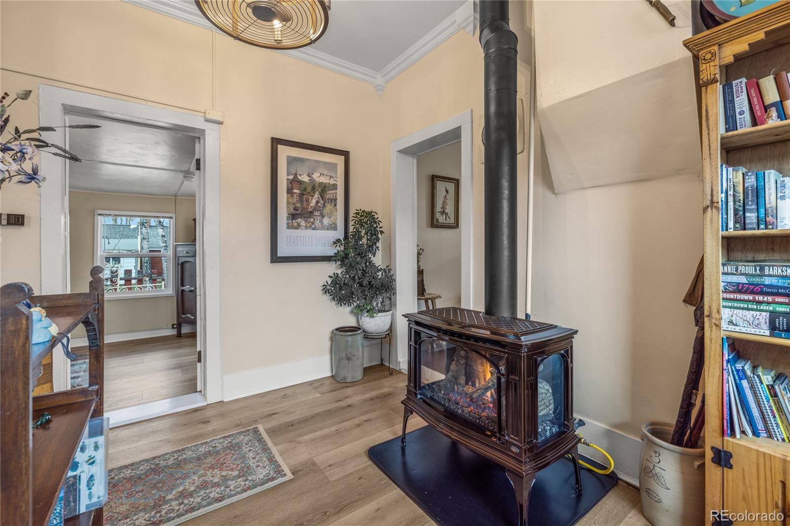 521 E 5th Street