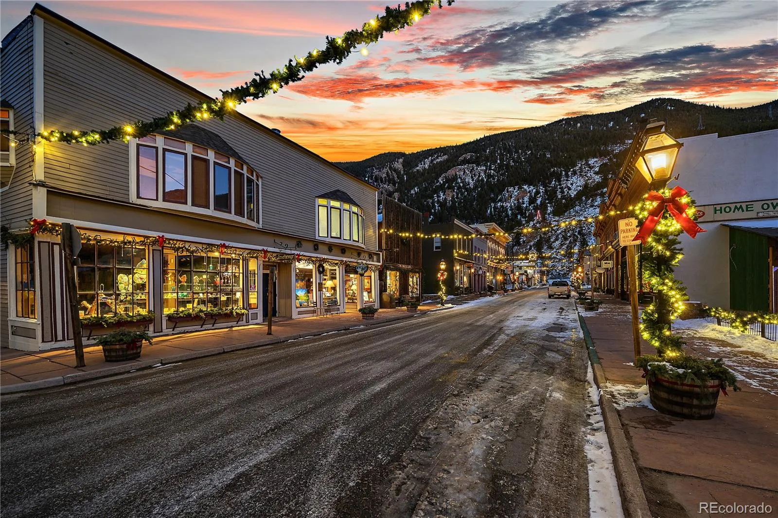 Georgetown, Colorado 80444, United States, 2 Bedrooms Bedrooms, ,1 BathroomBathrooms,Residential,Pending,101110