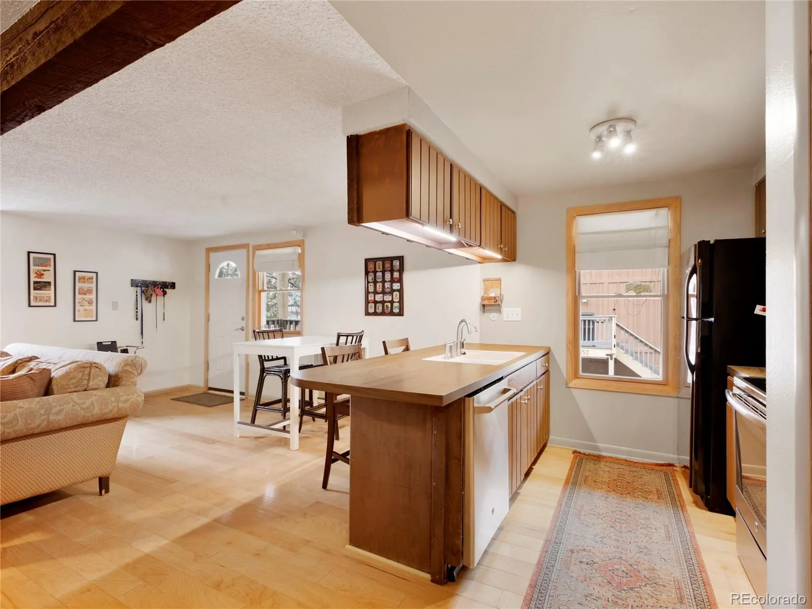 Georgetown, Colorado 80444, United States, 2 Bedrooms Bedrooms, ,1 BathroomBathrooms,Residential,Pending,101110