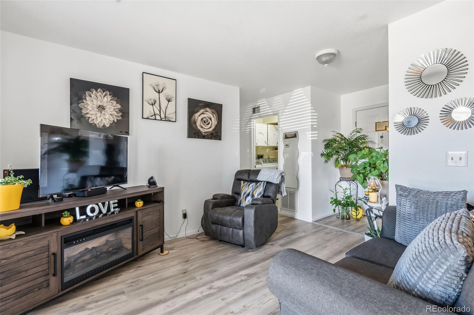 1383 W 88th Avenue 104