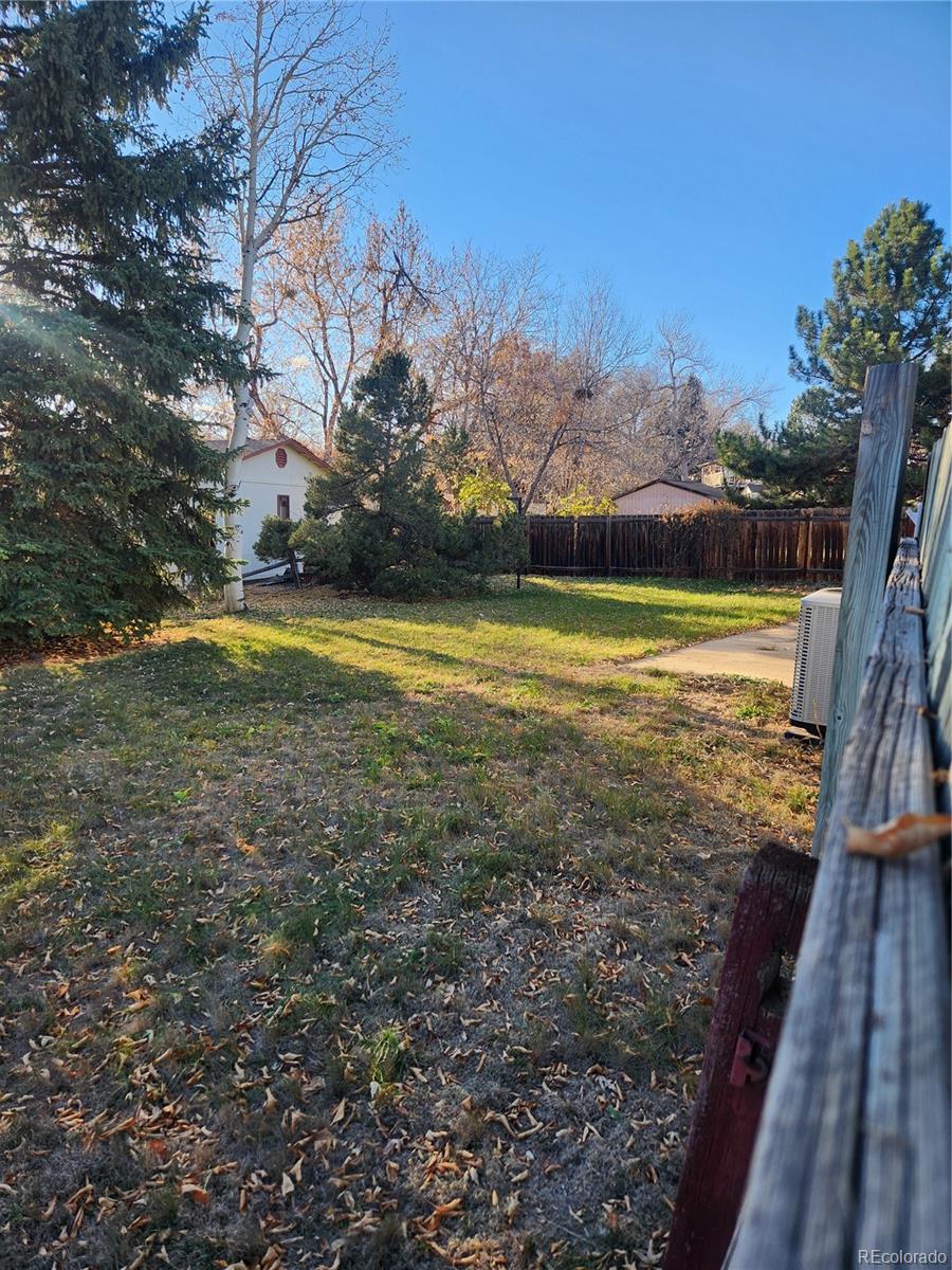 10926 W Texas Avenue