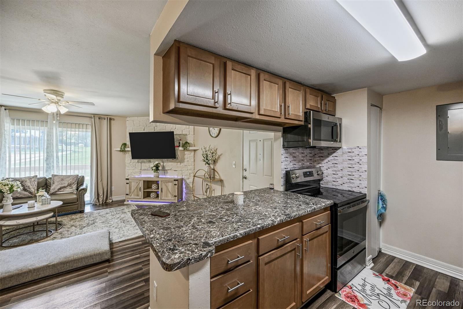 18064 E Ohio Avenue 104