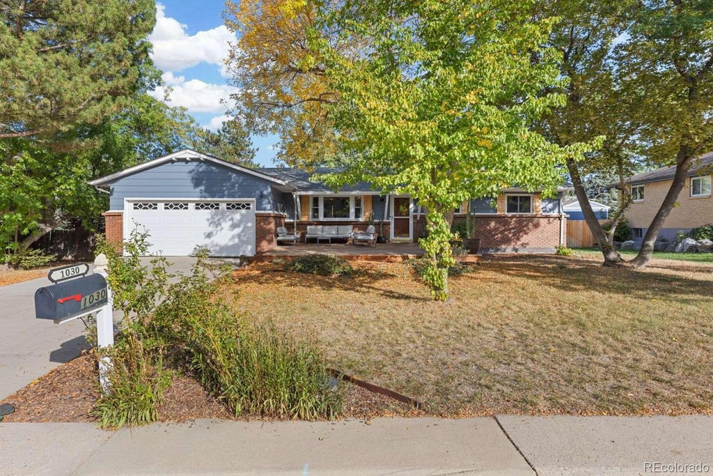 Photo of 1030 Yank Street, Golden, CO 80401 (MLS # 1601757)