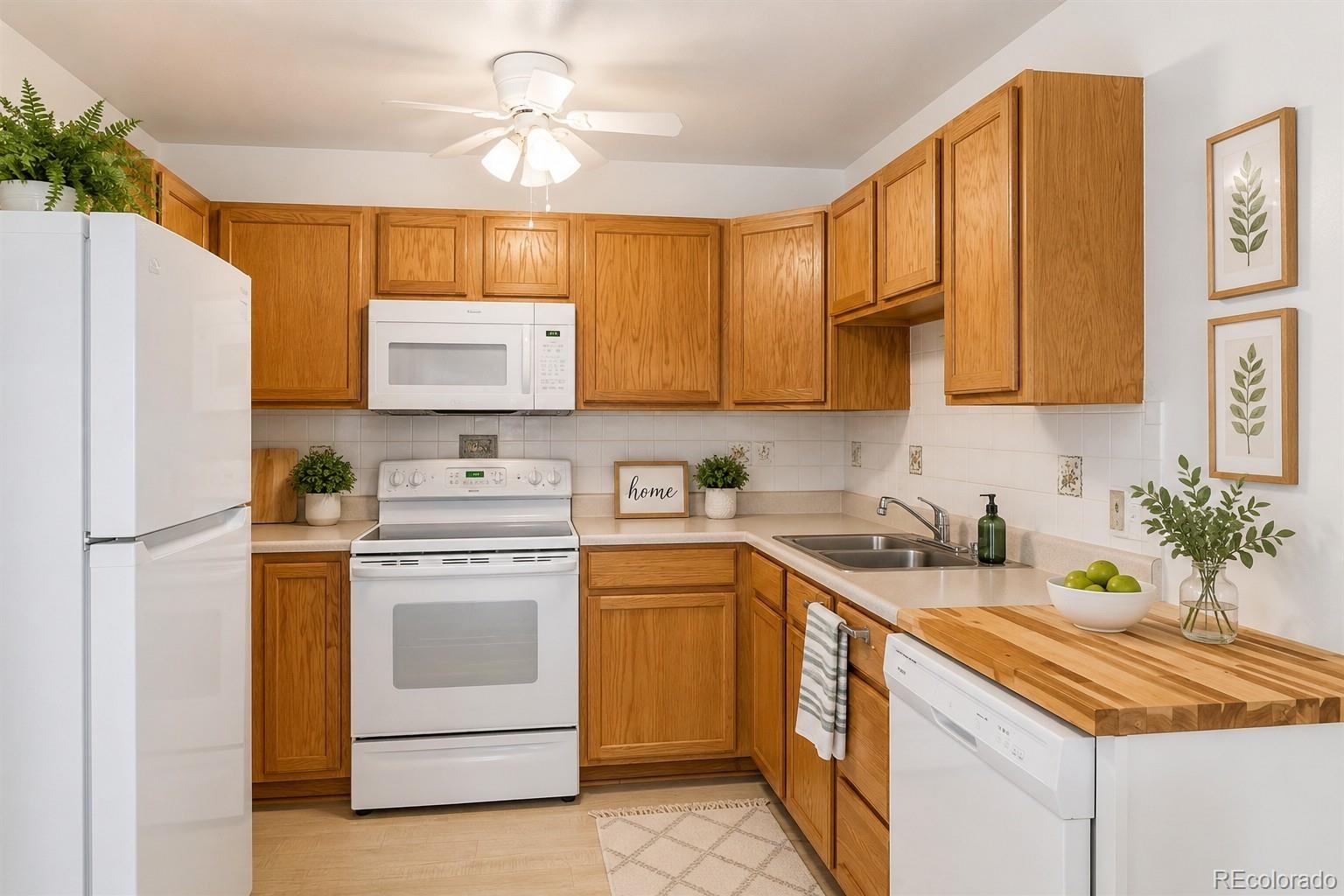 9335 E Center Avenue 2B