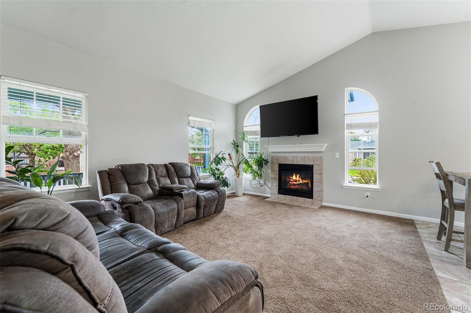8640 E 105th Court