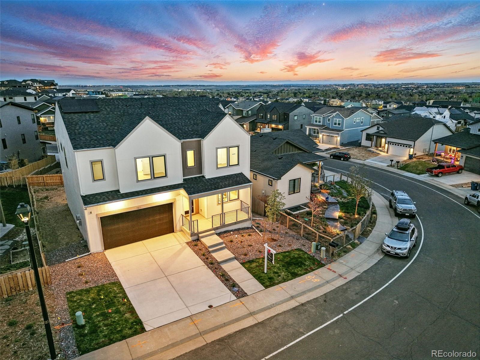 972 Arapahoe Circle