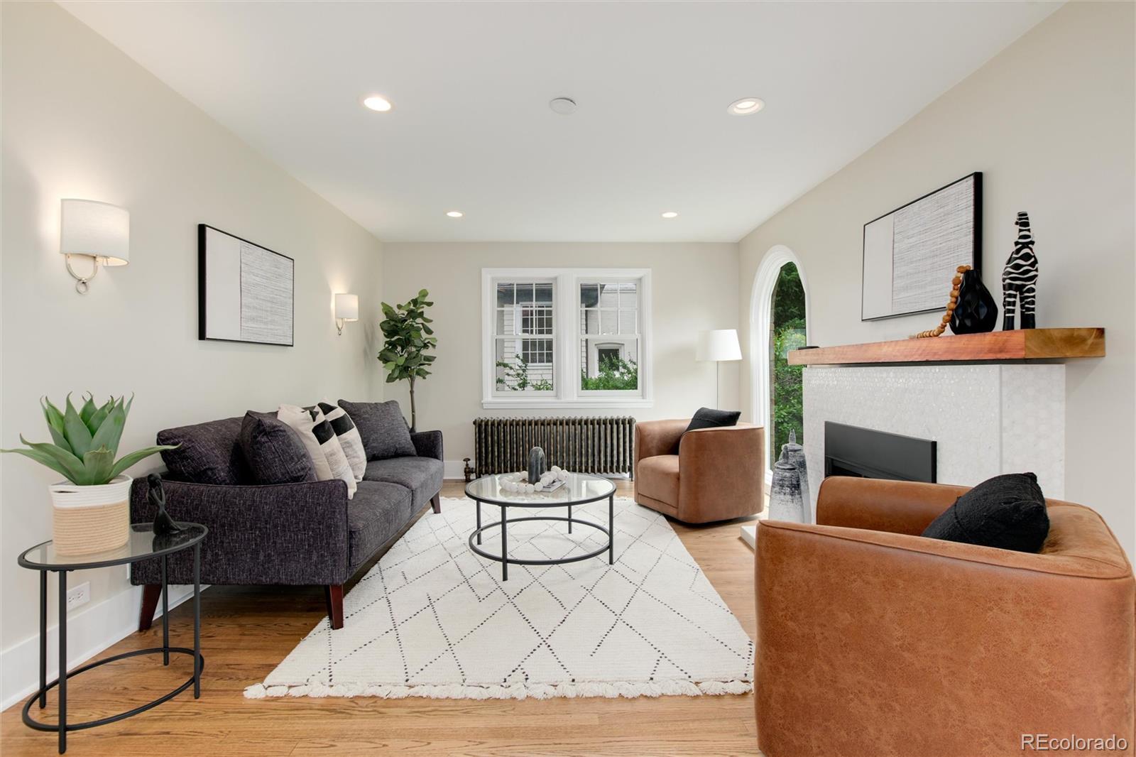 1643 Krameria Street