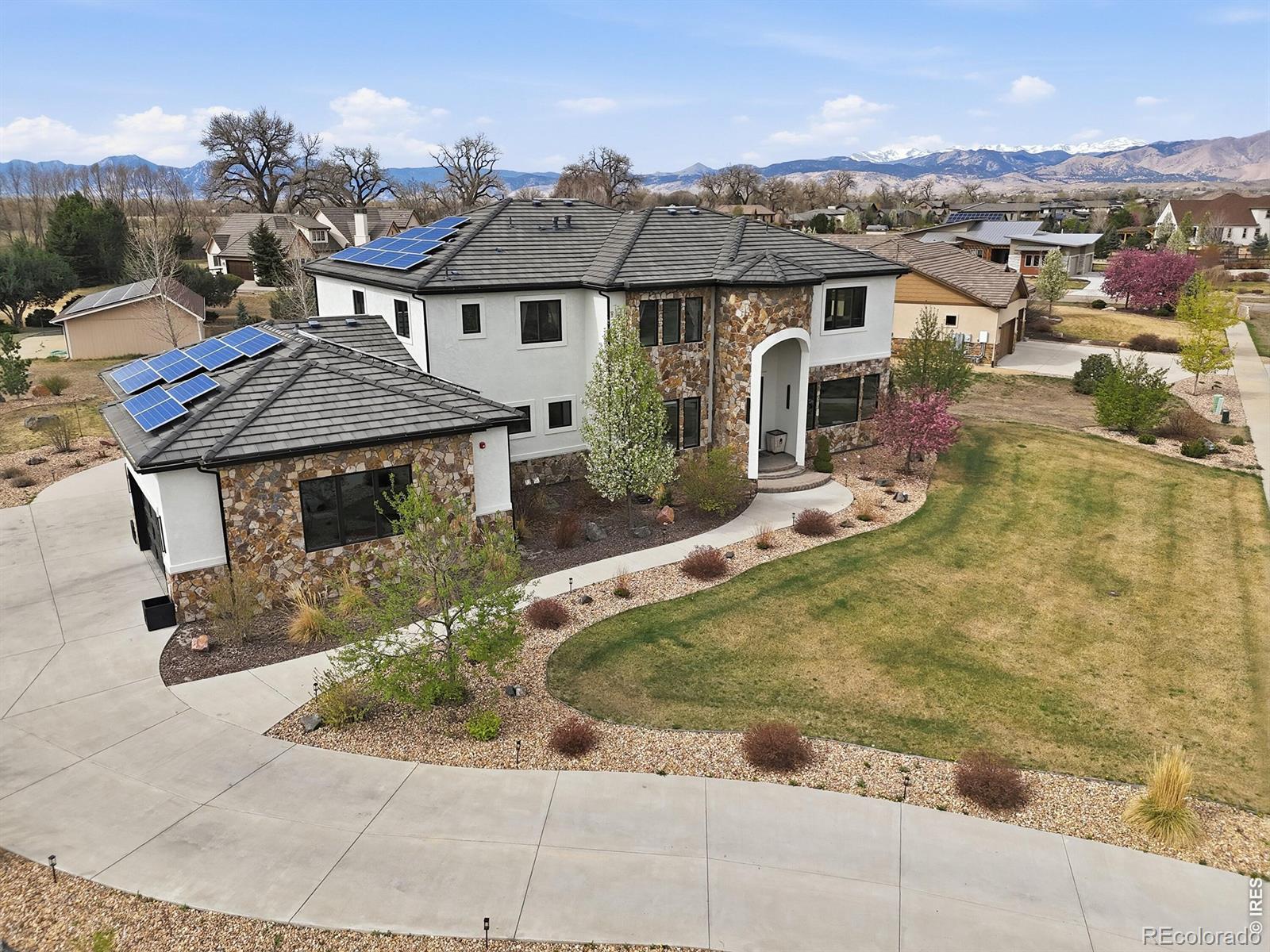 8680 Summerlin Place