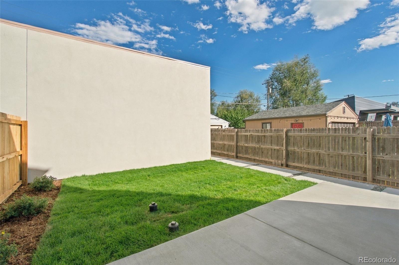 3660 S Galapago Street