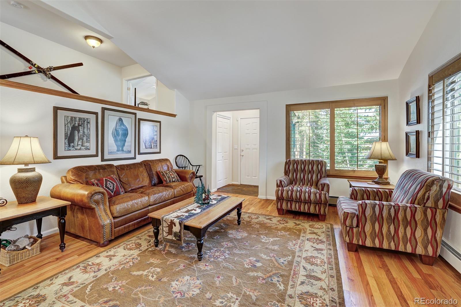 28 Grandview Drive