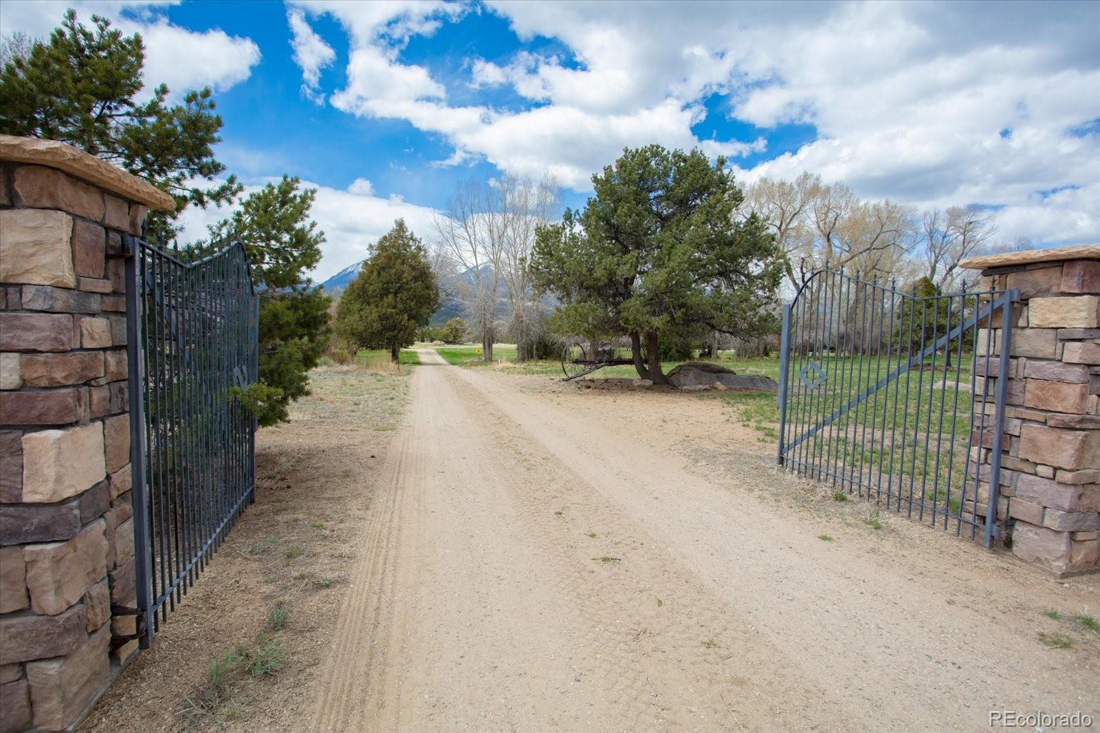 12135 E County Road 190