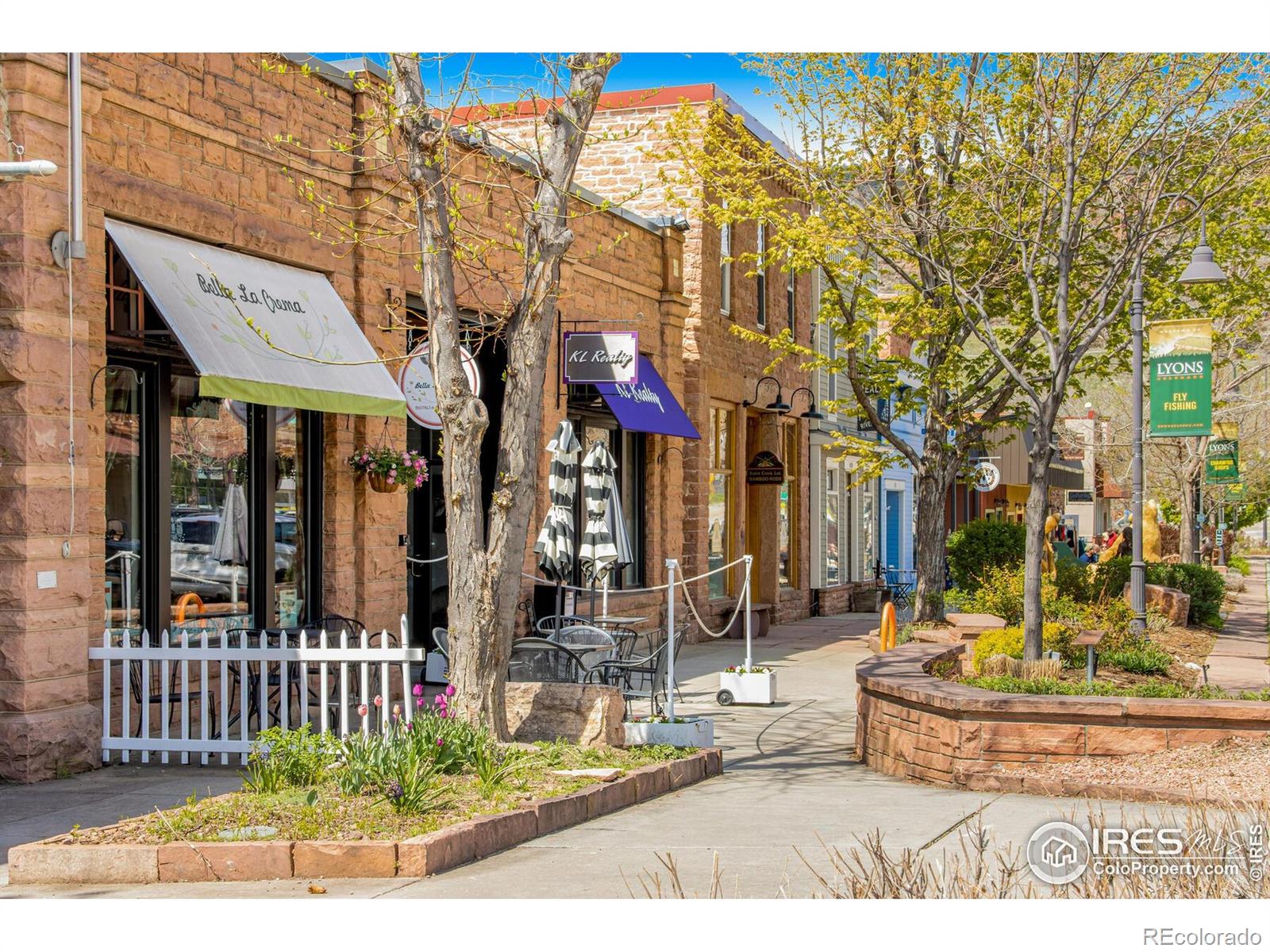 223 Stone Canyon Road