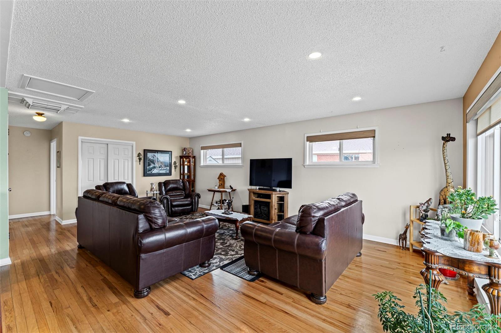 10572 Washington Way