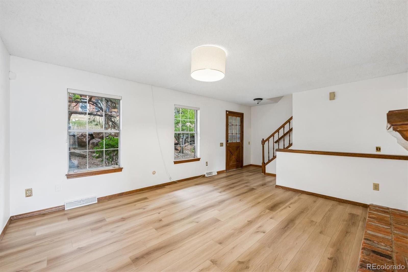 7101 W Yale Avenue 303