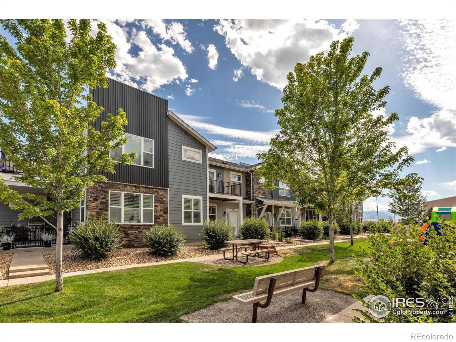 749 Robert Street, Longmont, CO, 80503 2 749 Robert Street