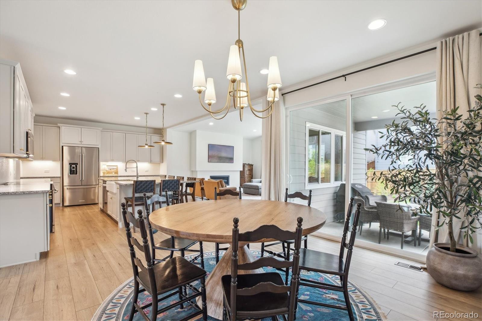 14423 Shasta Daisy Lane