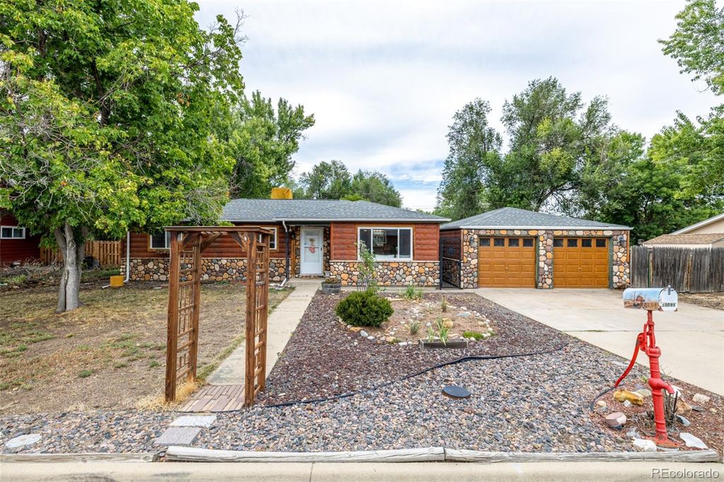 Photo of 10095 W 41st Avenue, Wheat Ridge, CO 80033 (MLS # 9812501)