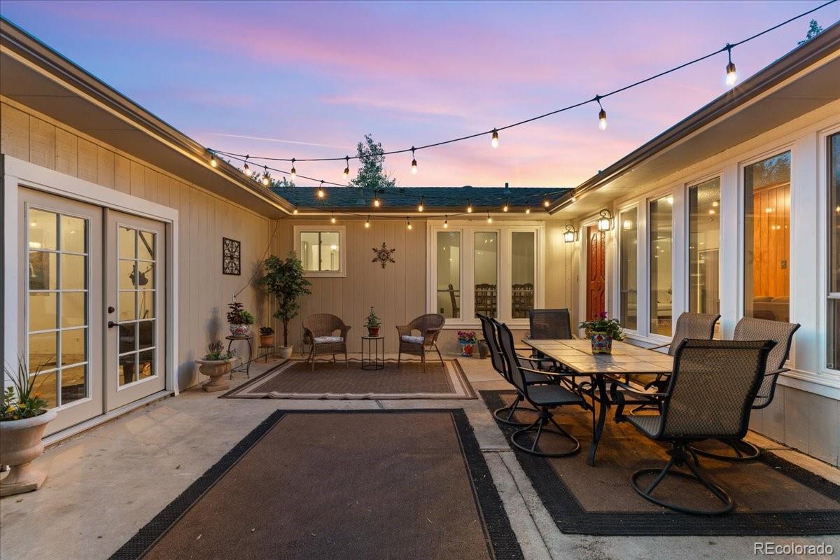 3421 Surrey Lane
