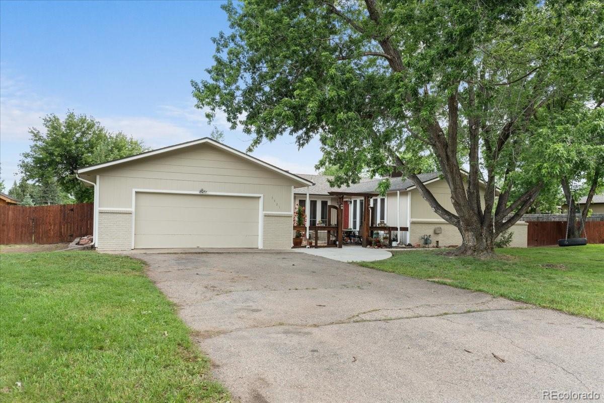 3421 Surrey Lane