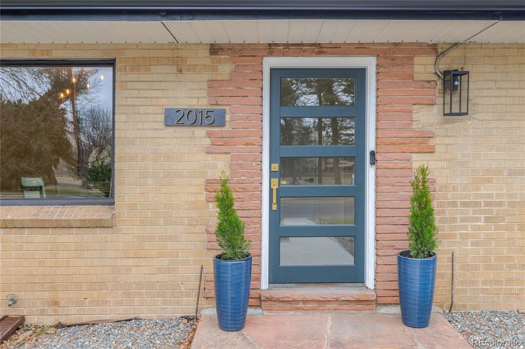 Photo of 2015 Monaco Parkway, Denver, CO 80207 (MLS # 2998104)