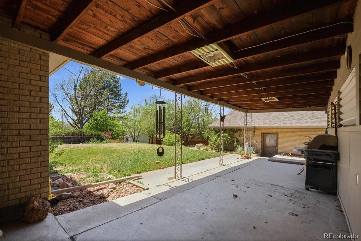 2801 S Mabry Court