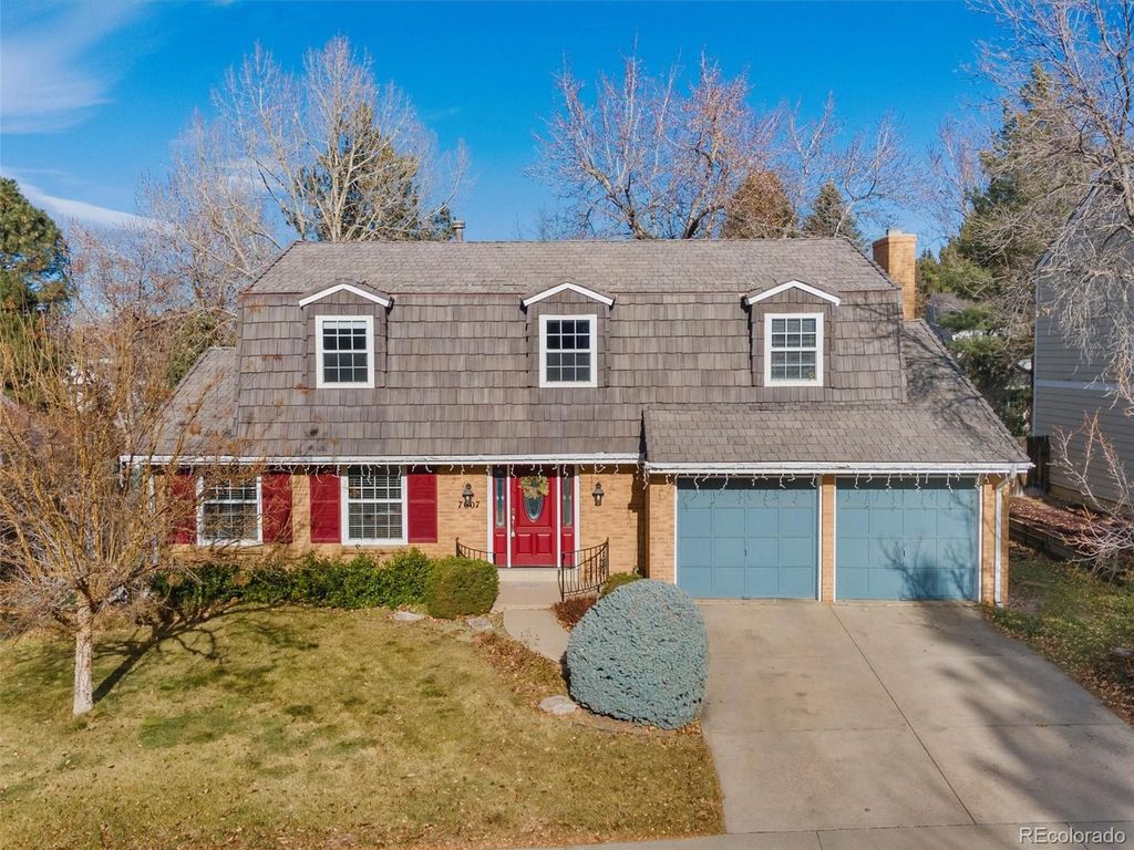 Photo of 7007 E Hinsdale Avenue, Centennial, CO 80112 (MLS # 7294945)