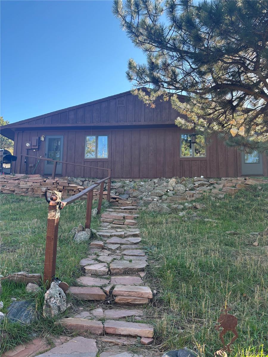 4374 Picutis Road