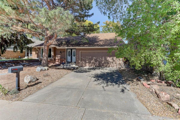 12118 E AMHERST CIR, AURORA, CO 80014 - Image dee5ac6079a54acdc80c875dcfbda5dc/434323453