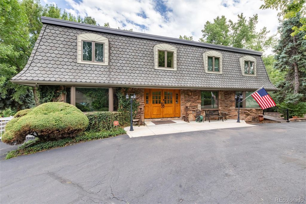 Photo of 730 Crescent Lane, Lakewood, CO 80214 (MLS # 7895120)