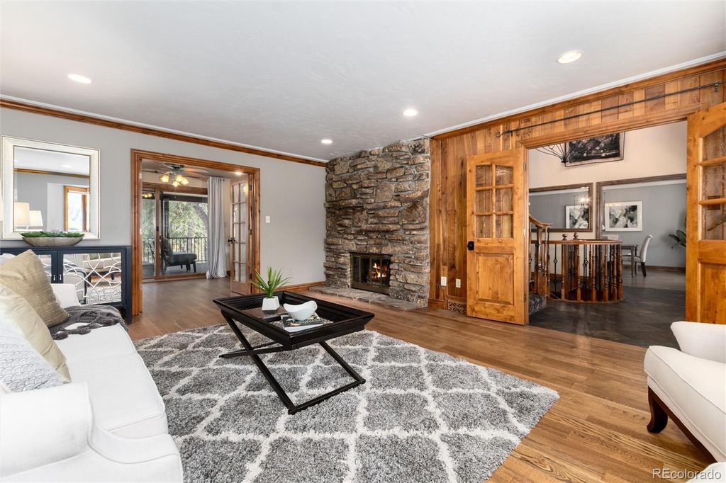 Photo of 730 Crescent Lane, Lakewood, CO 80214 (MLS # 7895120)