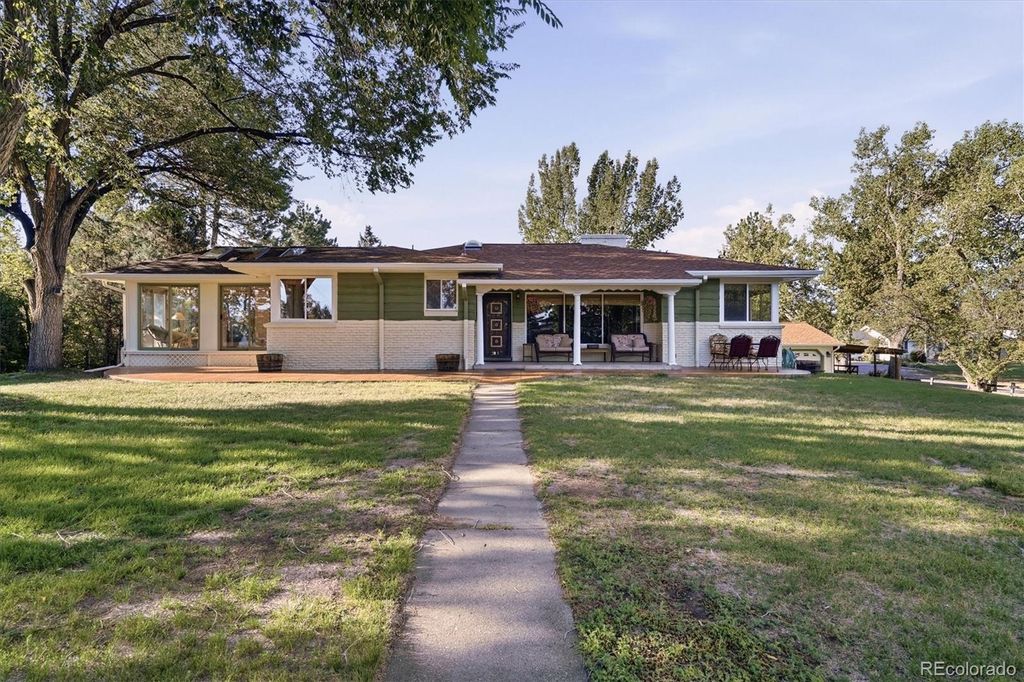 Photo of 10375 W Iliff Avenue, Lakewood, CO 80227 (MLS # 8127448)