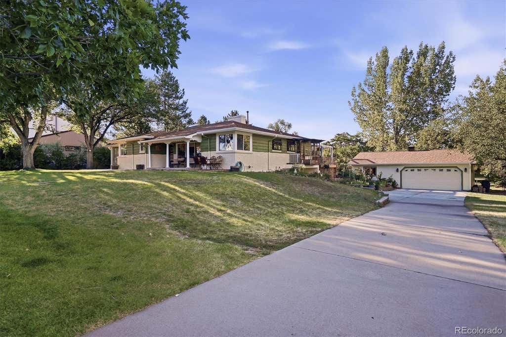 Photo of 10375 W Iliff Avenue, Lakewood, CO 80227 (MLS # 8127448)