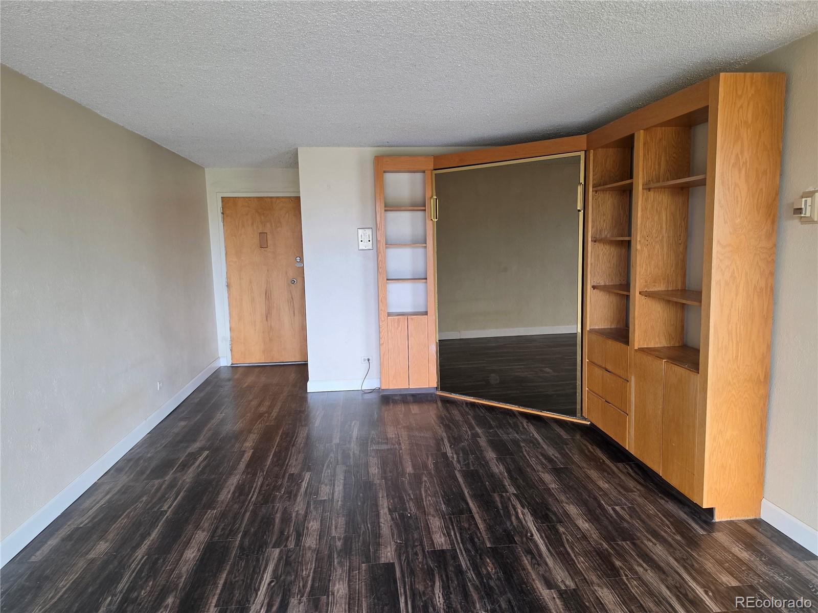 4800 E Hale Parkway 209N