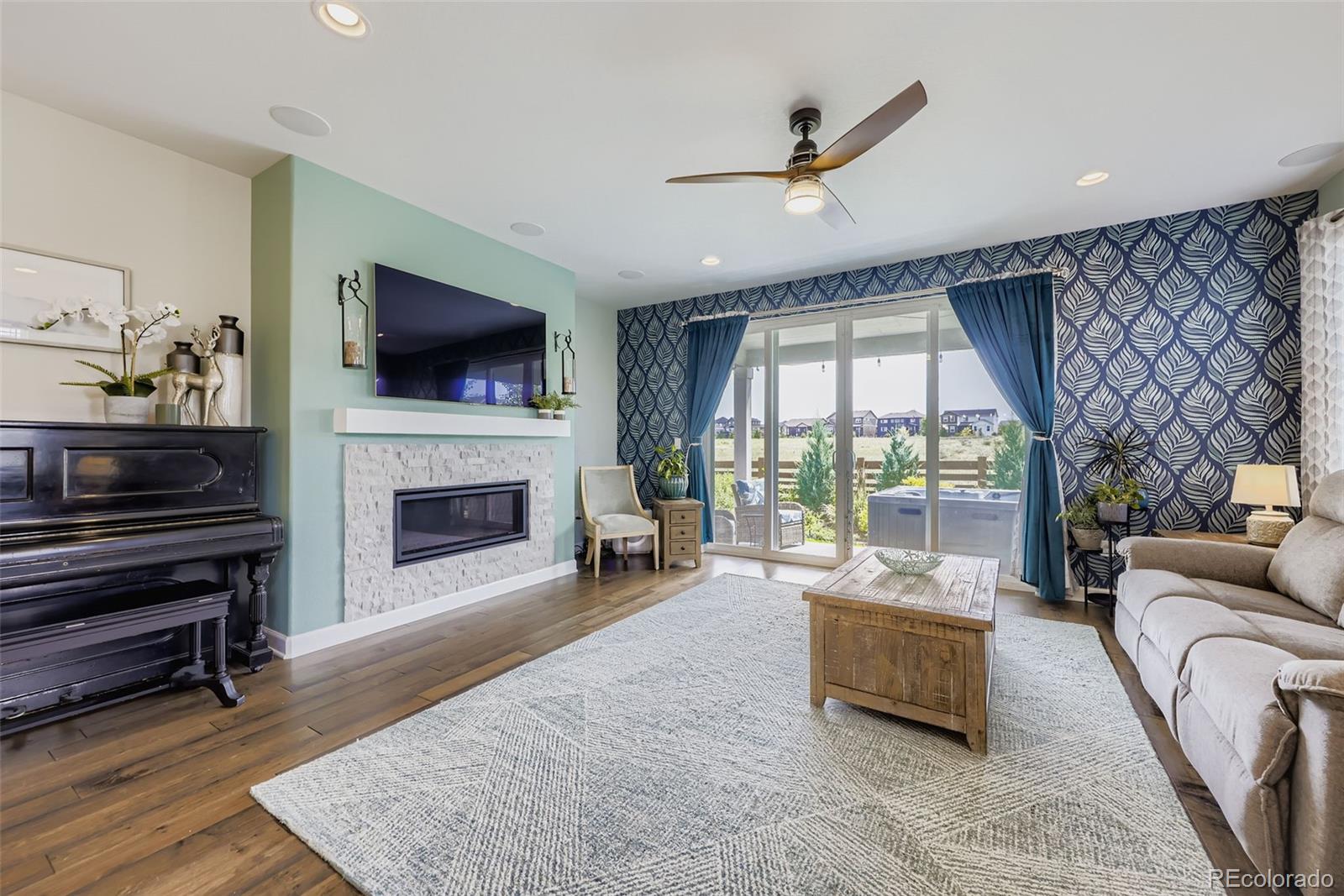 902 Pinecliff Drive