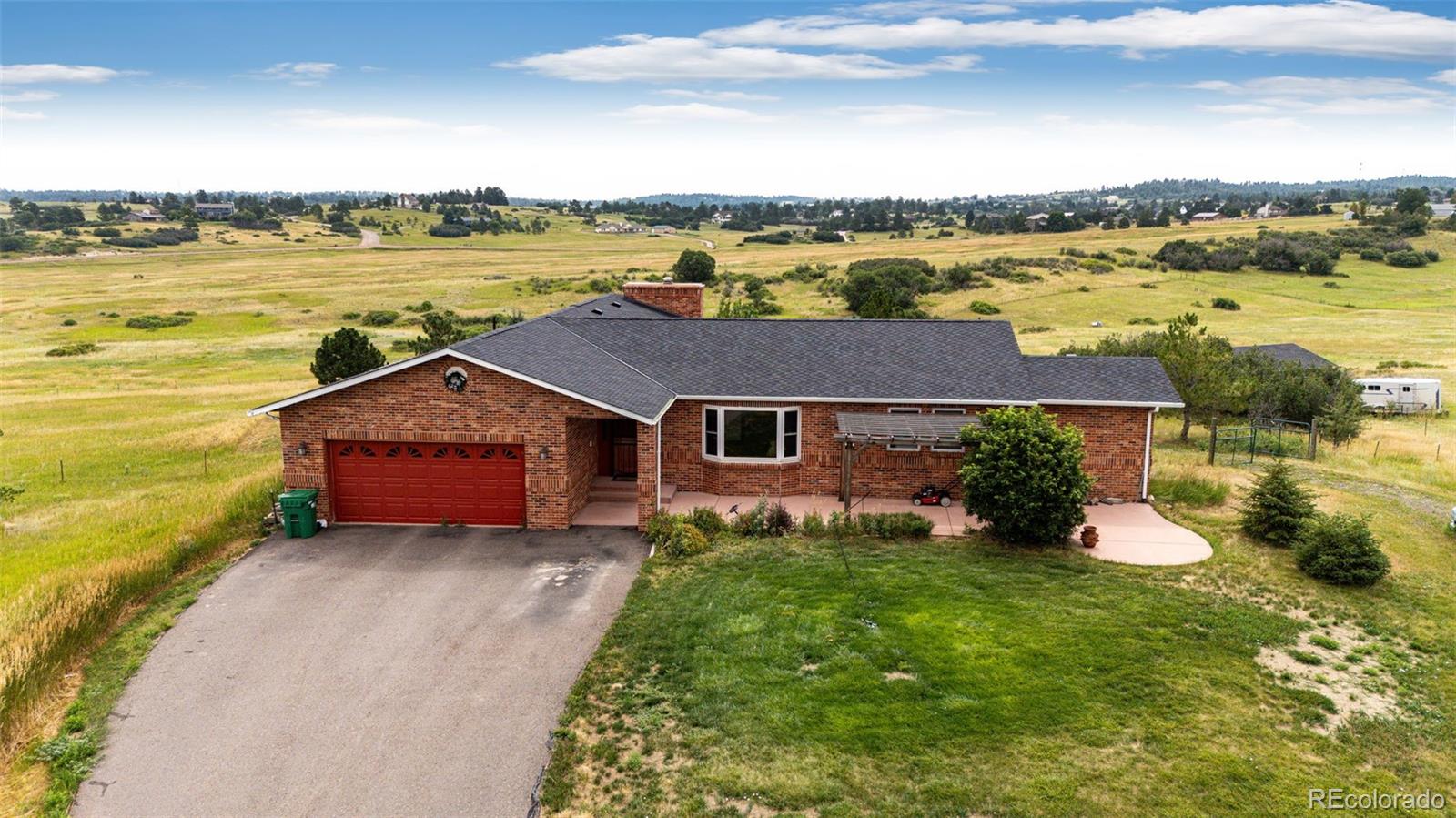 2218 Deerpath Road