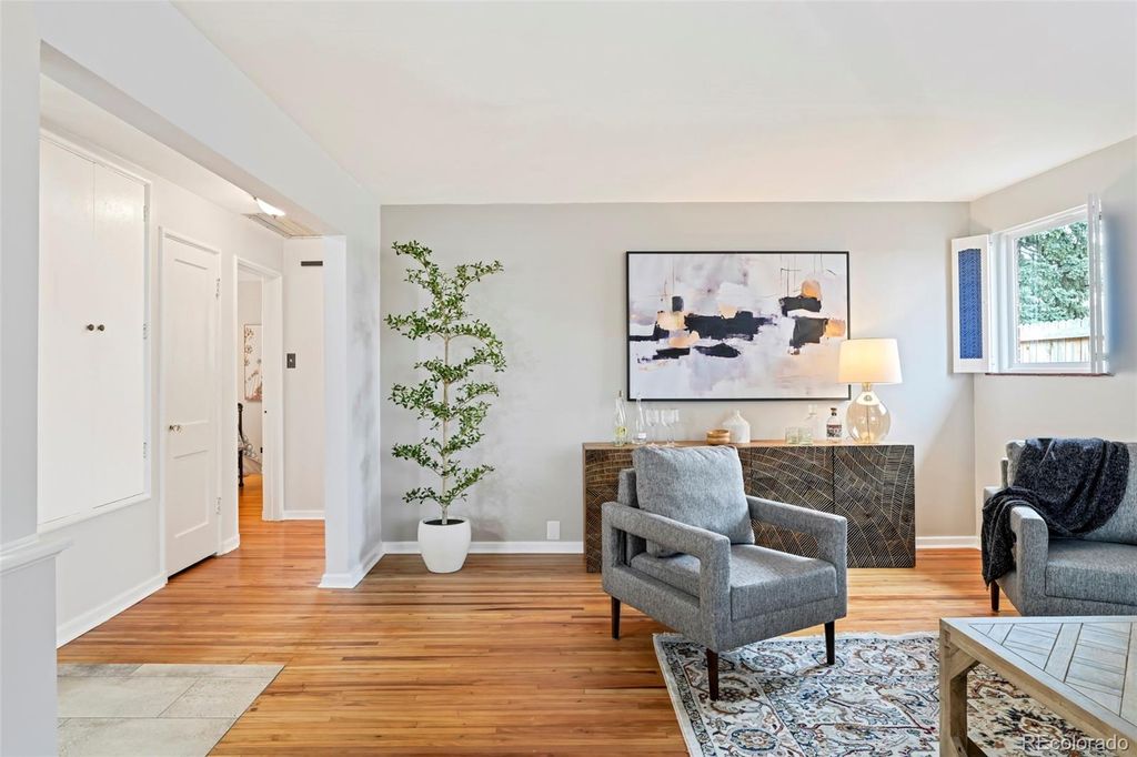 Photo of 1150 Ivanhoe Street, Denver, CO 80220 (MLS # 2819000)