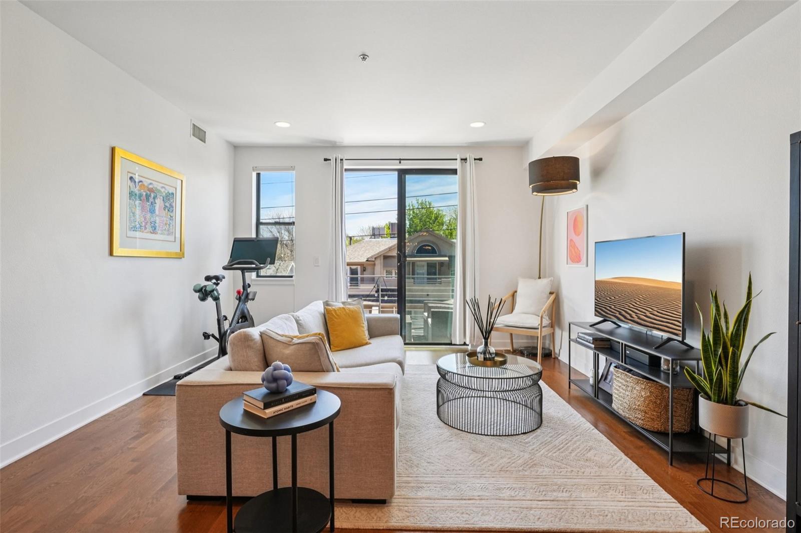 360 S Lafayette Street 305