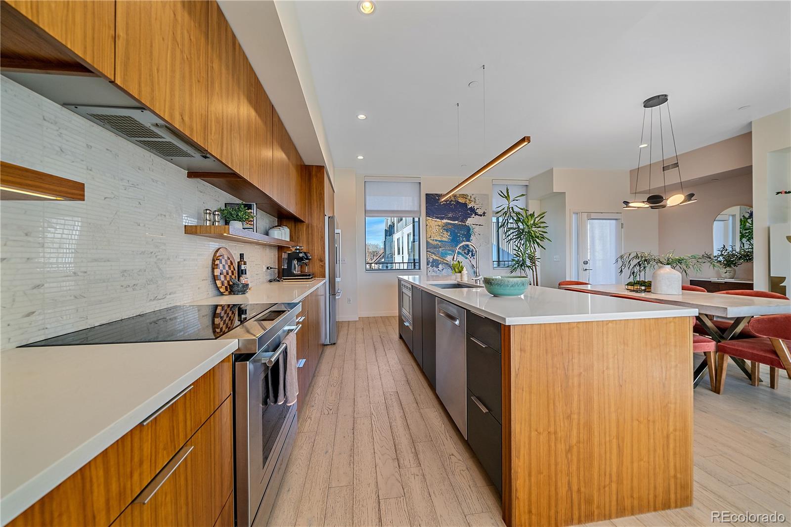 3233 Tejon Street 304